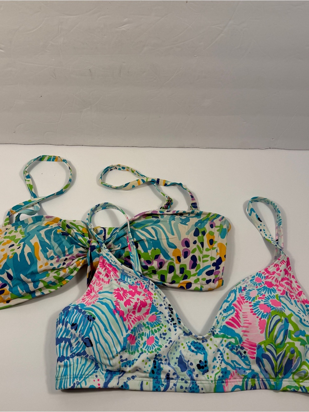 (Lot of 2) Lilly Pulitzer Bathing Suit Tops Blue Floral Women’s 8 Medium Swim